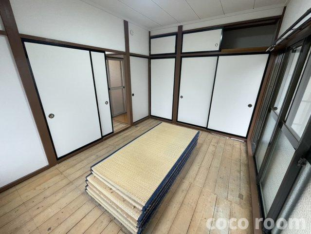 長房アパートの和室