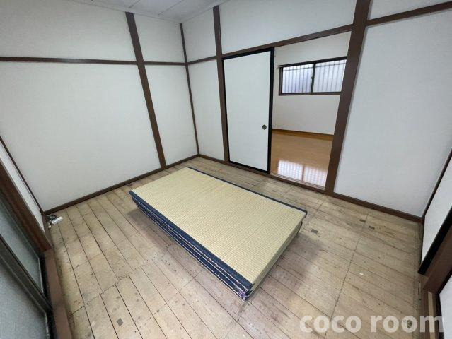 長房アパートの和室