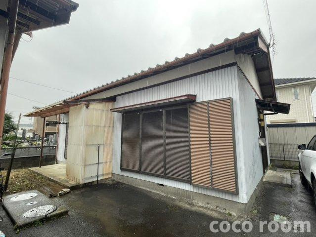 長房アパートの外観