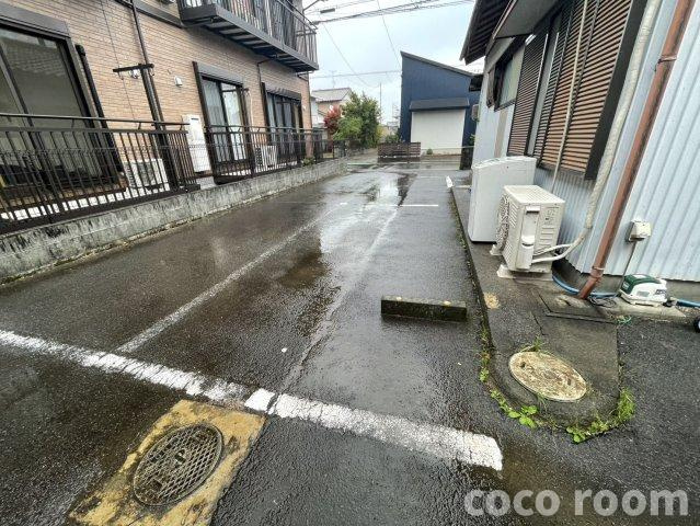 長房アパートの駐車場