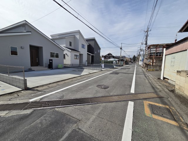新築　桐生市相生町2丁目24-1期　LIGNAGE　2号棟の前面道路含む現地写真|現地写真　北東側前面道路幅員約6.2ｍ