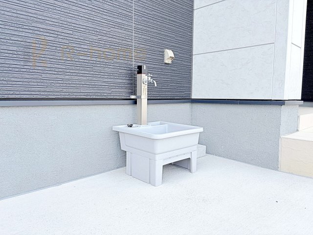 ひたちなか市足崎19期　新築戸建て　2号棟の設備|便利な立水栓付き！洗車や水やりもラクラク♪