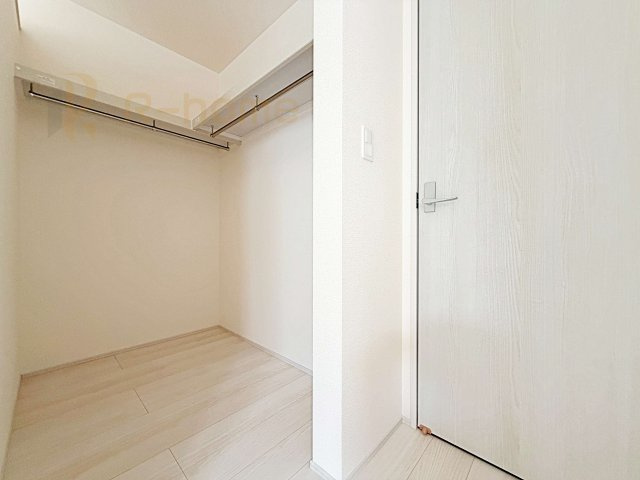 ひたちなか市足崎19期　新築戸建て　2号棟の収納|人気のウォークインクローゼット！アウター類はもちろん、季節ものや寝具も収納できます！
