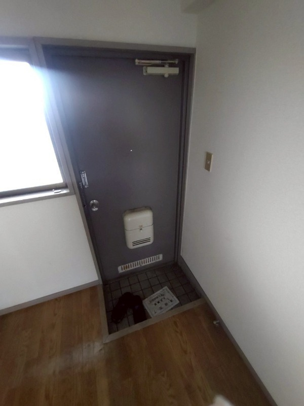 メゾンドールの玄関