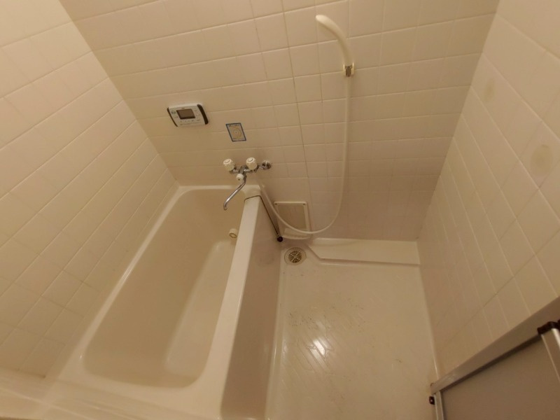 メゾンドールの浴室