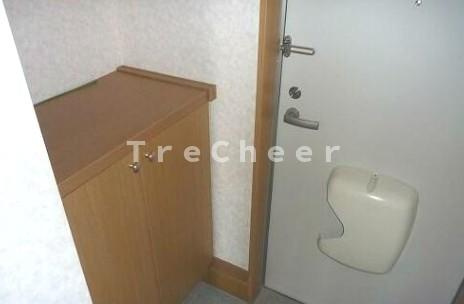 メゾンラプーペの玄関