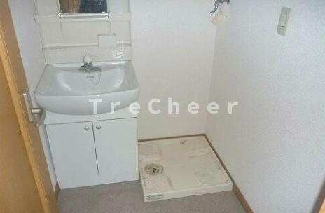 メゾンラプーペの洗面所