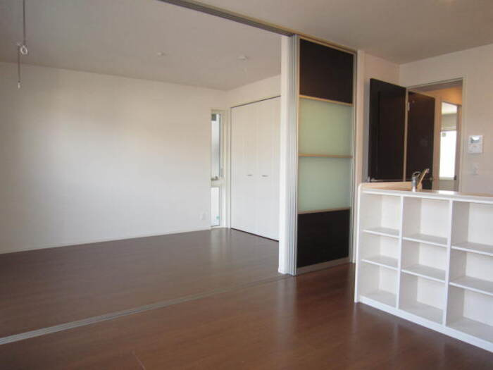 ロイヤルレジデンス　Aの居間・リビング