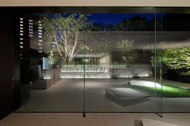 港区六本木６丁目の賃貸マンションのロビー| 