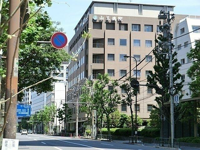 港区六本木４丁目の賃貸マンションの外観|山王病院まで1,060m 