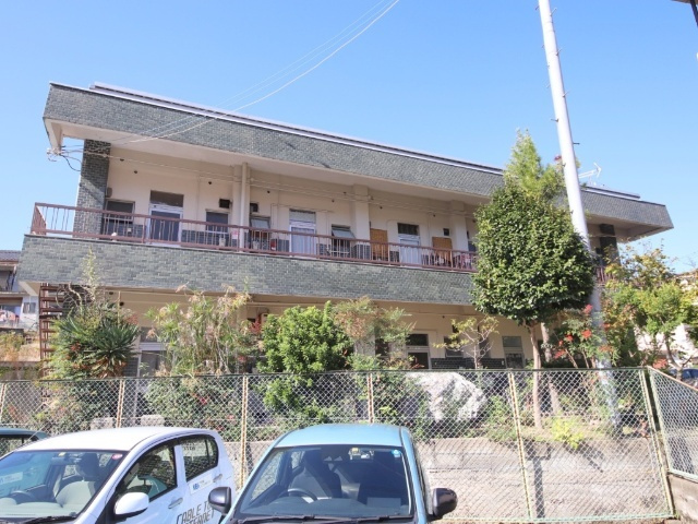 西有紀マンションの外観