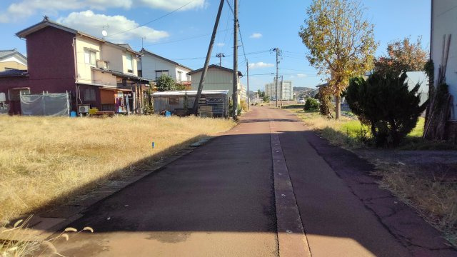 見附市市野坪町　売地の外観