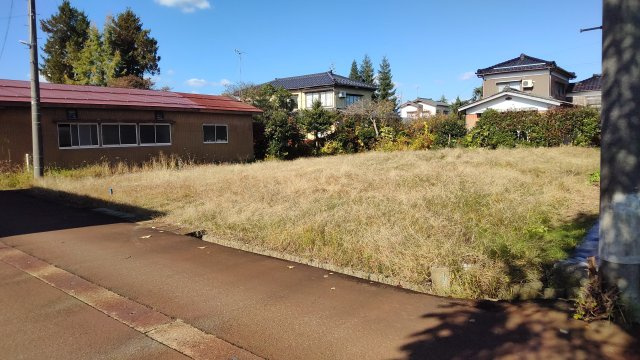 見附市市野坪町　売地の外観