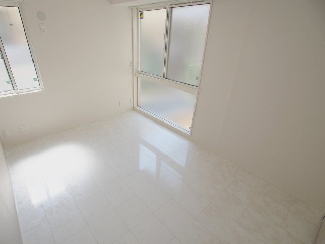 ファミールMNKの洋室