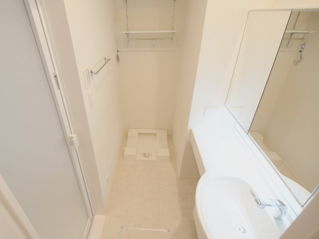 ファミールMNKの洗面所