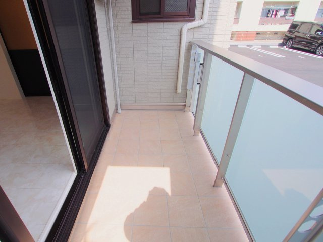 ファミールMNKのバルコニー