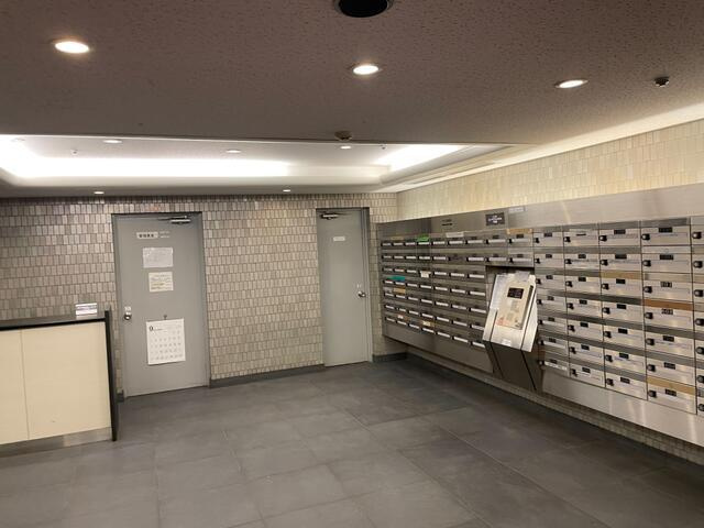 港区六本木５丁目の賃貸マンションのロビー| 