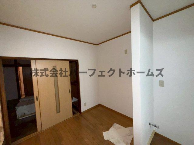 葛原新町戸建　賃貸の居間・リビング|ゆったり過ごせる居間です