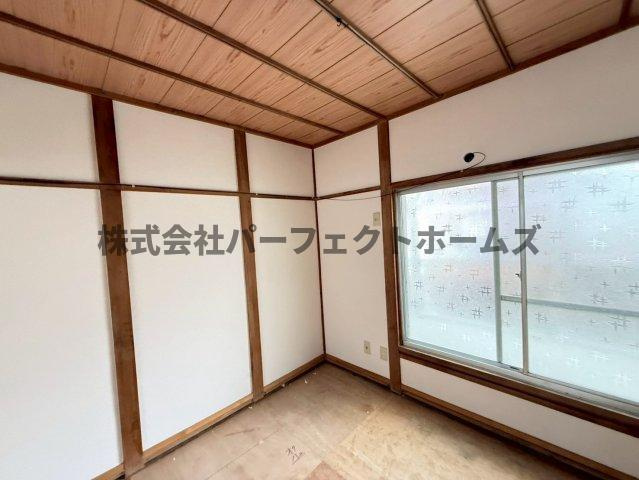 葛原新町戸建　賃貸の和室|柔らかい畳が心地よい和室