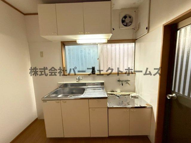 葛原新町戸建　賃貸のキッチン|使いやすいキッチンです