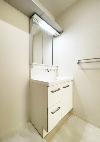 プロヌーブ北矢三　B棟の洗面所