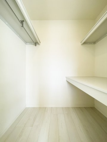 プロヌーブ北矢三　B棟の収納