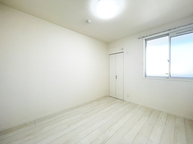 プロヌーブ北矢三　B棟の居間・リビング