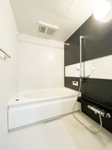 プロヌーブ北矢三　B棟の浴室