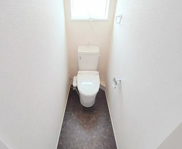 【中古】川越市福田築浅中古住宅のトイレ|2Fトイレです！