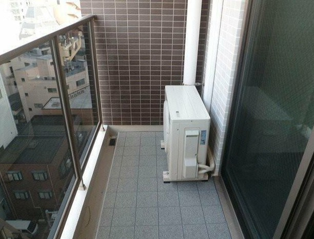 TRADIS浅草橋のバルコニー