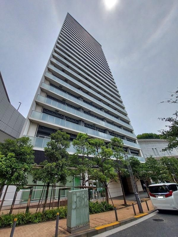 プリズムタワー