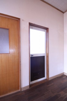 【内装】 | 鹿沼市東町　中古戸建 | 〇勝手口〇