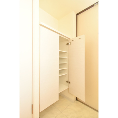 【玄関】 | SERENiTE日本橋SUD