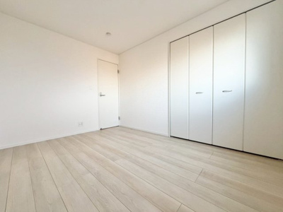 【洋室】 | 銚子市松本町5丁目2号棟 | 即日見学も可能です。お気軽にお問合せ下さい。（ＴＥＬ：０４７６－３７－３８８８）