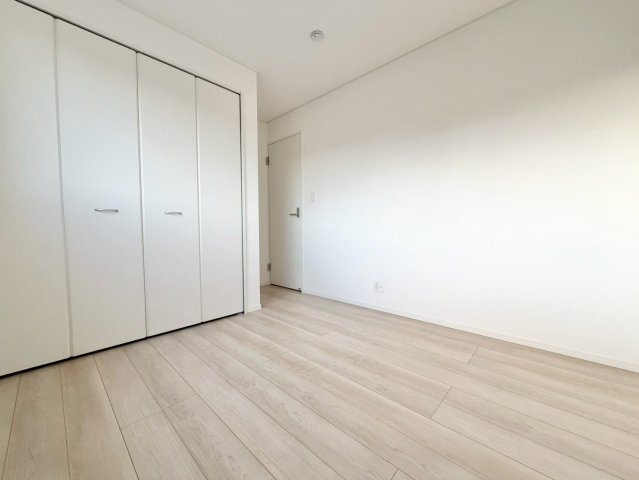 【洋室】 | 銚子市松本町5丁目2号棟 | 即日見学も可能です。お気軽にお問合せ下さい。（ＴＥＬ：０４７６－３７－３８８８）