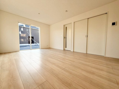 【居間・リビング】 | 銚子市松本町5丁目2号棟 | 即日見学も可能です。お気軽にお問合せ下さい。（ＴＥＬ：０４７６－３７－３８８８）