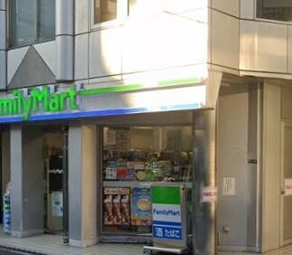 港区南青山６丁目の賃貸マンションの周辺|ファミリーマート南青…まで234m 
