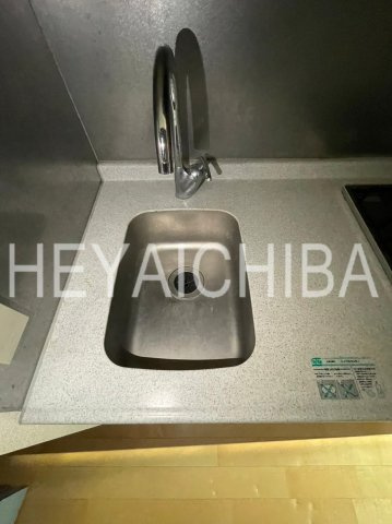 ラグジュアリーアパートメント三ノ輪のキッチン|シンク