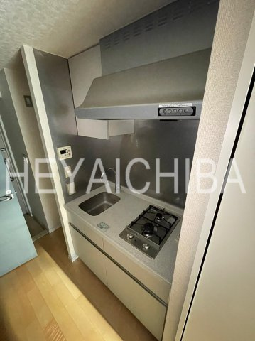 ラグジュアリーアパートメント三ノ輪のキッチン