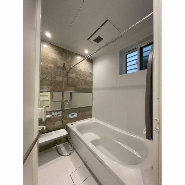 Ｋｏｌｅｔ南行徳の浴室