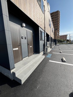 【駐車場】 | ミステール | 駐車場があるので、車を買う予定の方も安心です