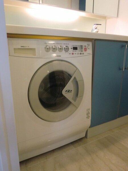 港区南青山２丁目の賃貸マンションのその他共用部分|洗濯機 