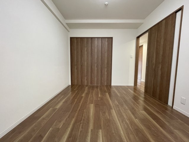 クラース三番町の周辺|西側前面道路