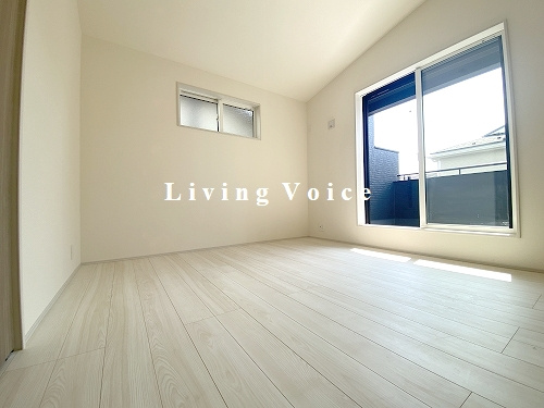 【洋室】 | 【仲介手数料０円】秦野市ひばりヶ丘　新築一戸建て　全2棟 | 秦野市ひばりヶ丘　新築一戸建て　全2棟
