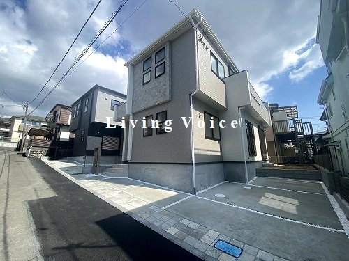 【外観】 | 【仲介手数料０円】秦野市ひばりヶ丘　新築一戸建て　全2棟 | 秦野市ひばりヶ丘　新築一戸建て　全2棟