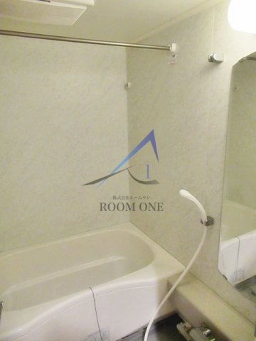 カスタリア新宿御苑の浴室|お風呂です。