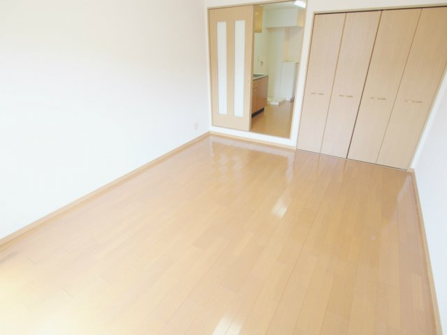 KSビルの居間・リビング