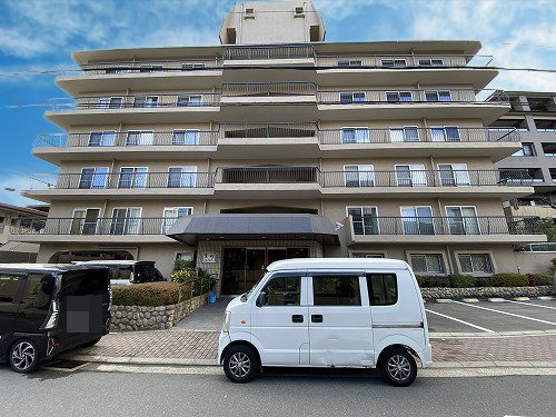 室町スカイハイツの外観