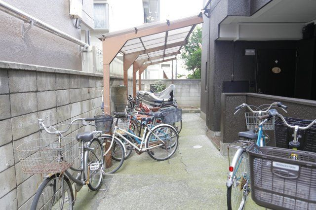 三昌マンションの駐車場