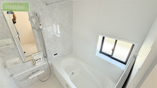 【浴室】 | 長期優良認定住宅　 完成してます　車4台　西志津全2棟　2号棟　　